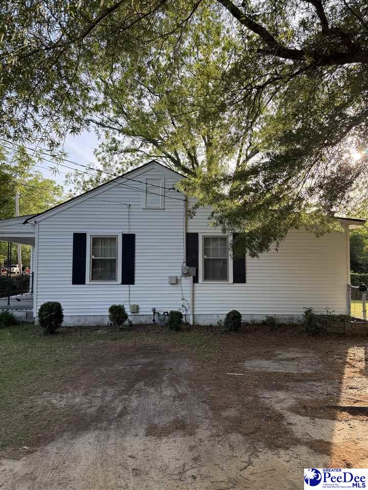 805 Breeden Heights