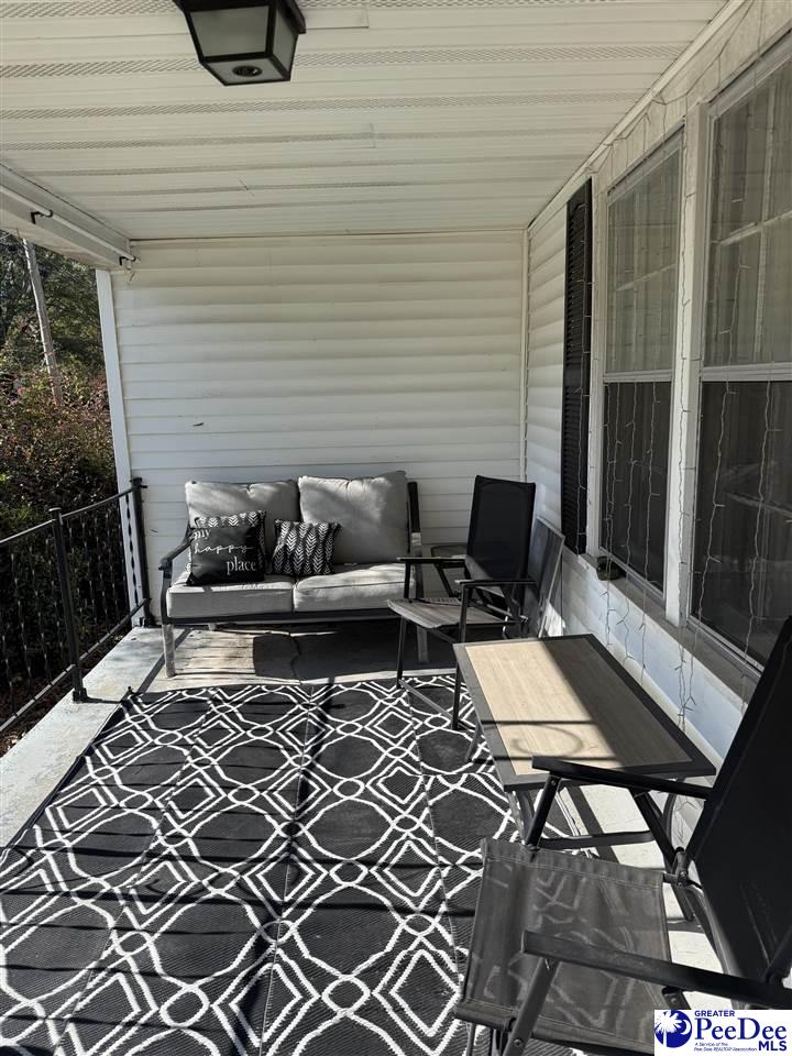 805 Breeden Heights