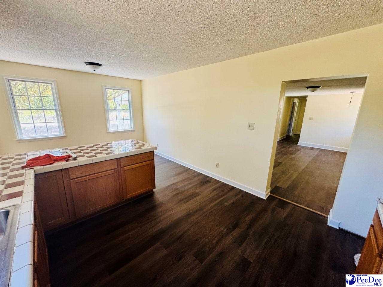 6238 W Market St Ext.
