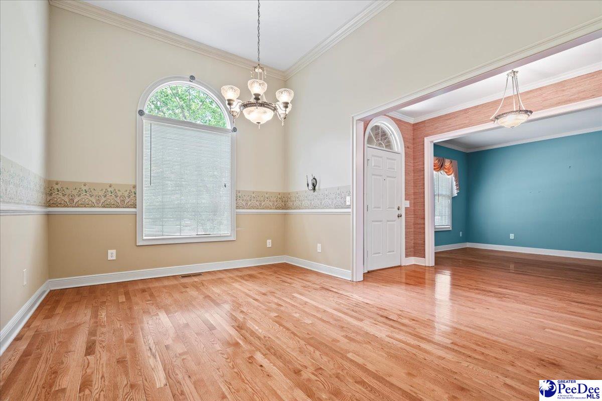600 Robin Hood Drive