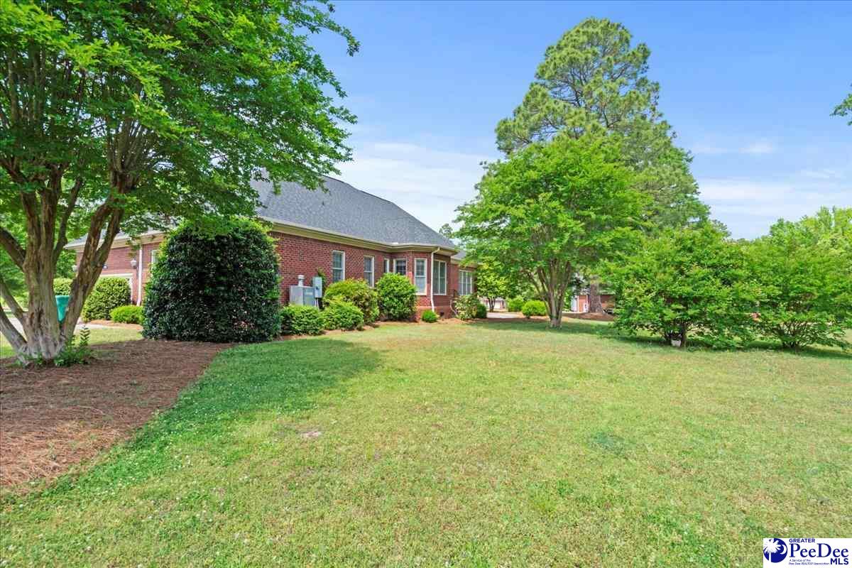 600 Robin Hood Drive