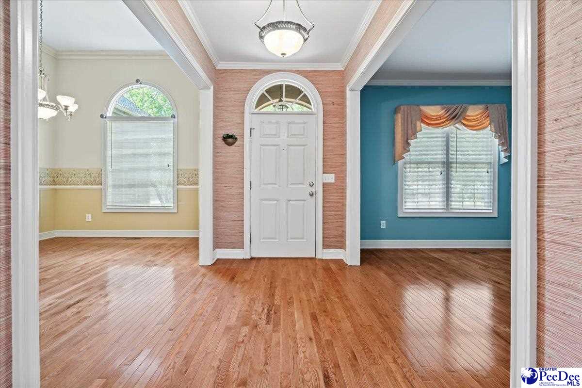 600 Robin Hood Drive
