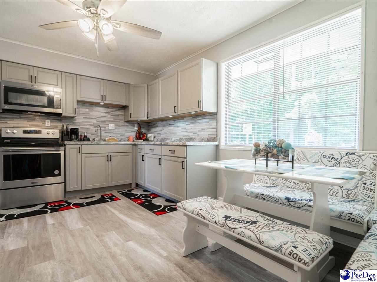 1035 Chesterfield Highway