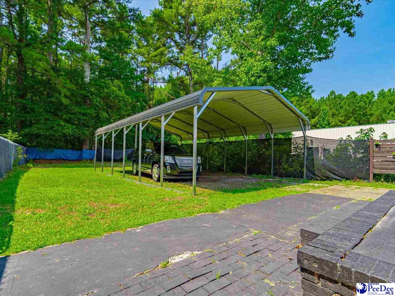 1035 Chesterfield Highway