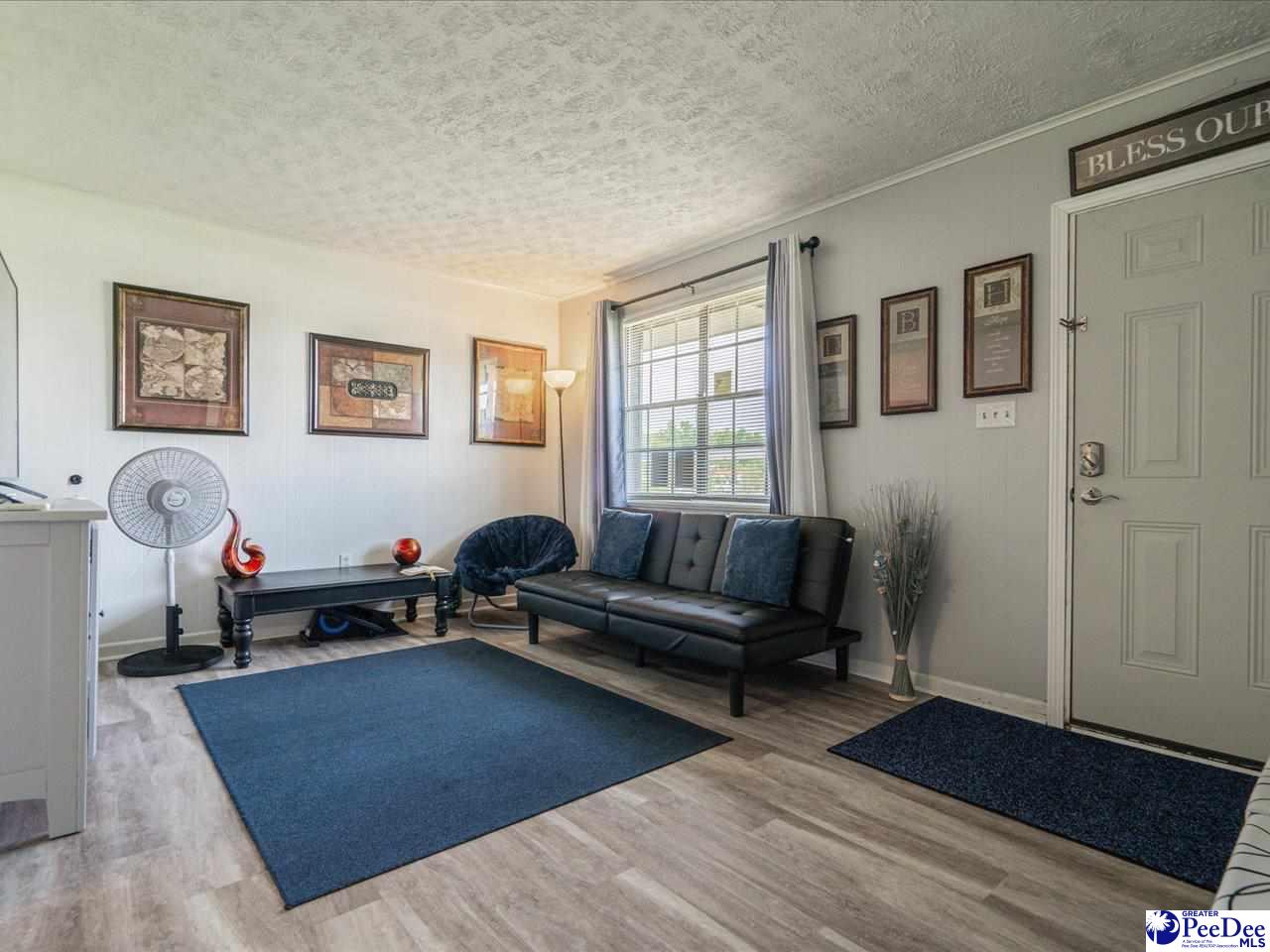1035 Chesterfield Highway