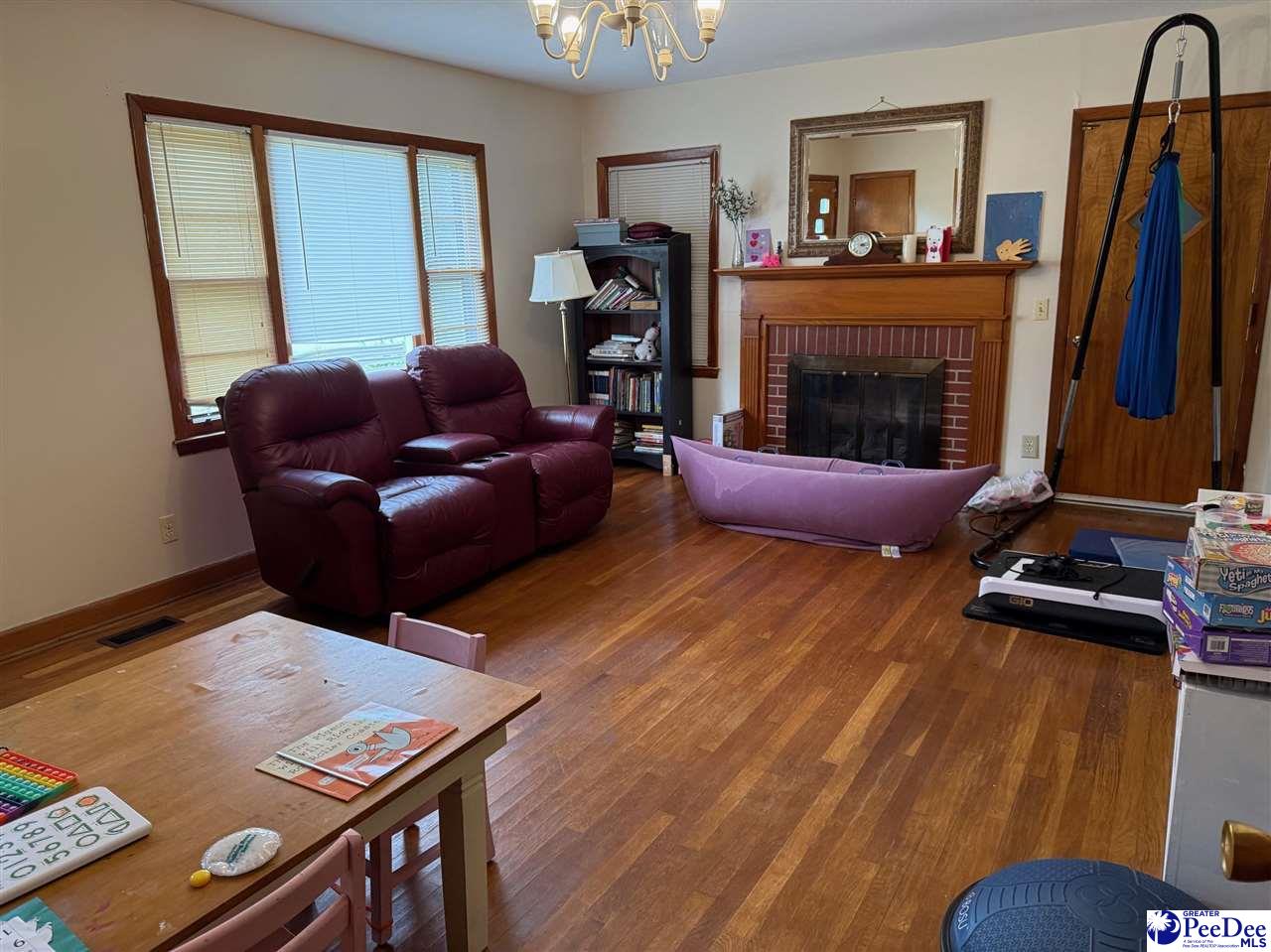 4463 Hwy 52 S