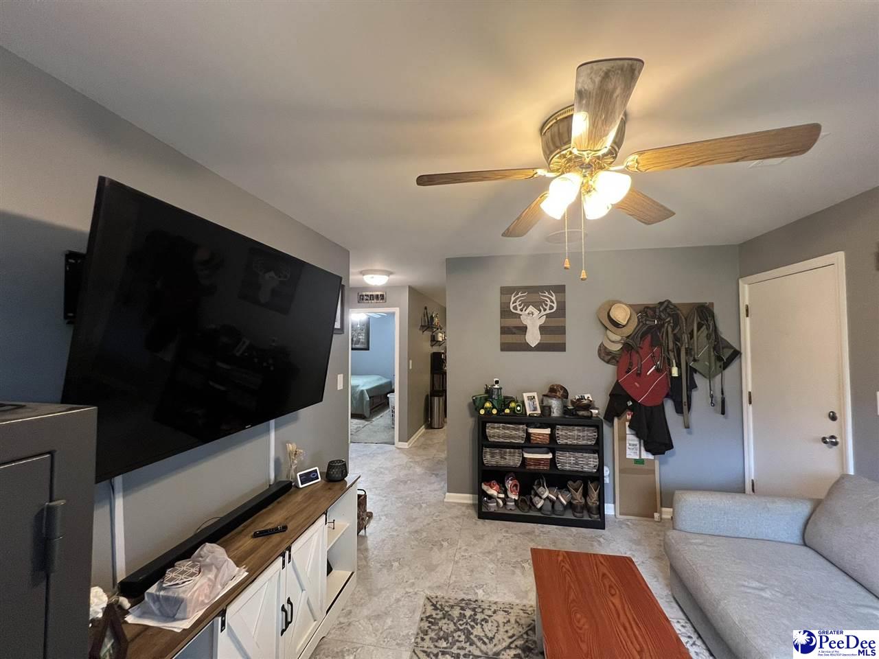 1116 Darlene Blvd