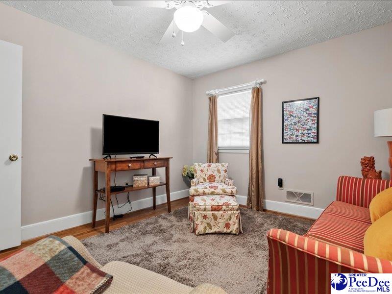 11 Hamden Circle