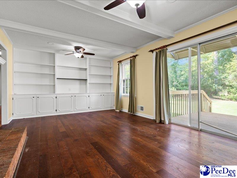 201 Poplar St