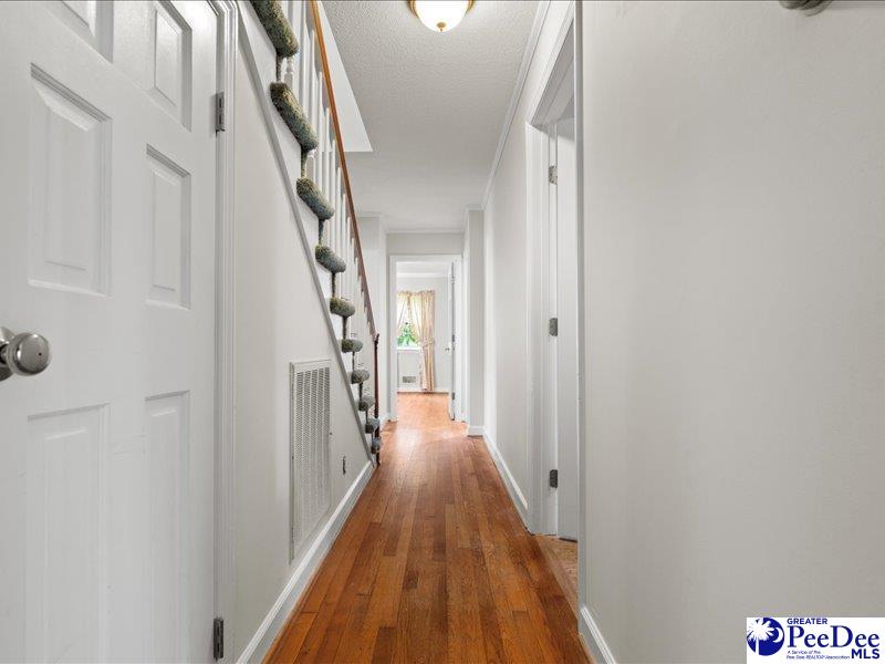 201 Poplar St