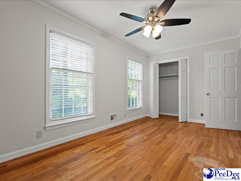 201 Poplar St