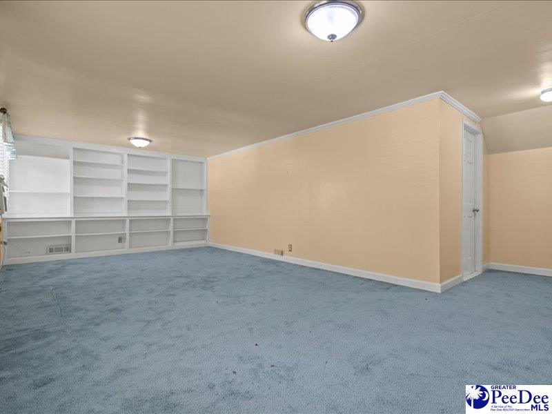 201 Poplar St