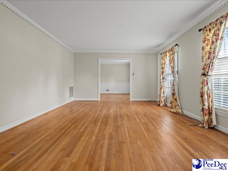 201 Poplar St