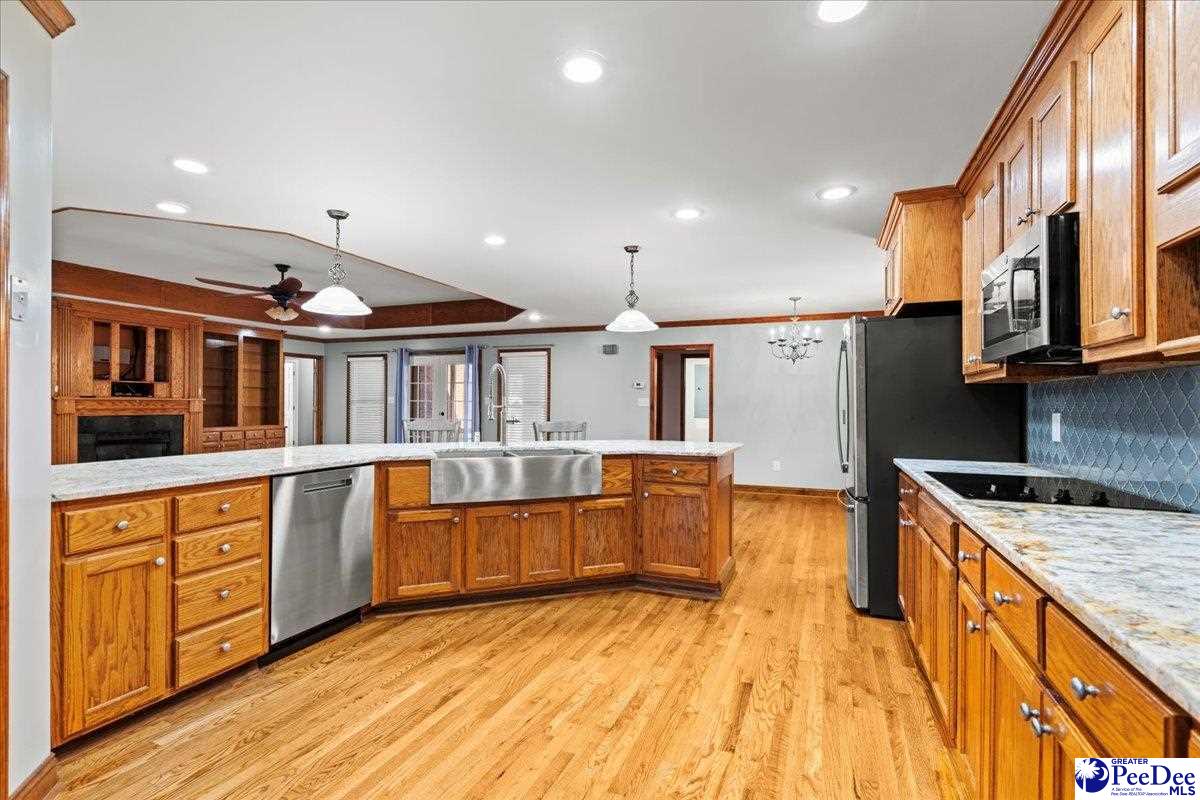 1935 Oakland Church Rd