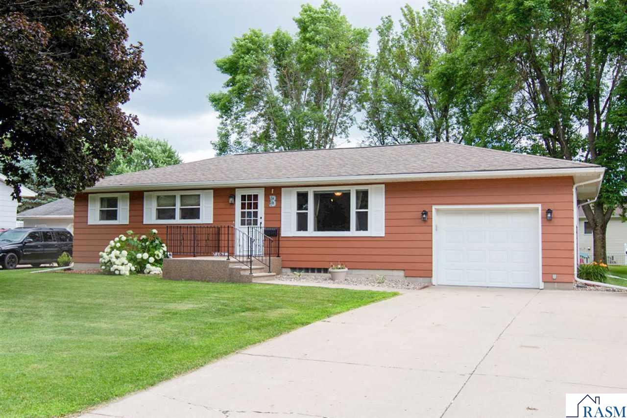 Eagle Lakes Real Estate Eagle Lake Mn Homes For Sale Viking