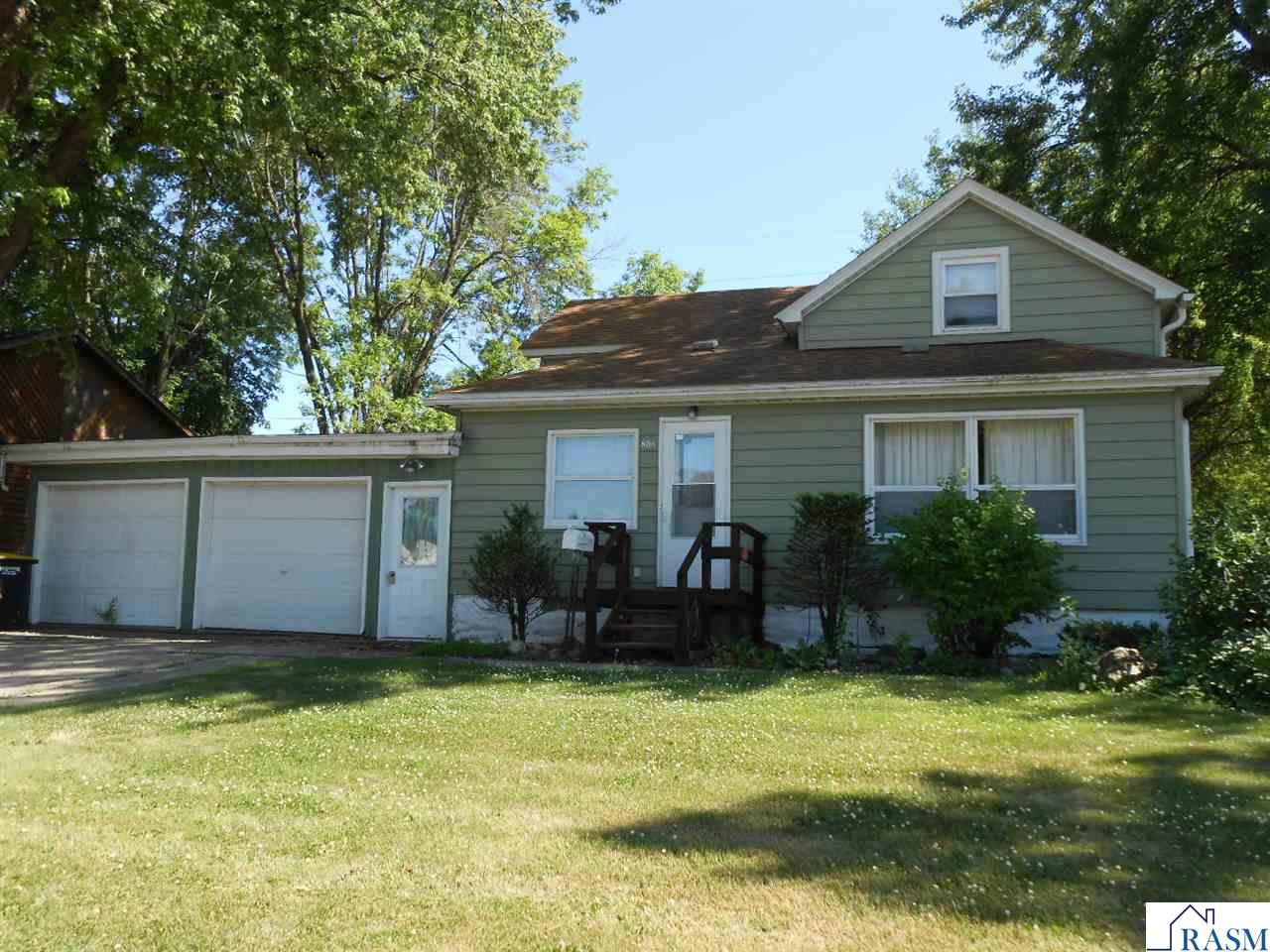 808 E 5th Street, Blue Earth, MN 56013 39,900 Single Family Inactive