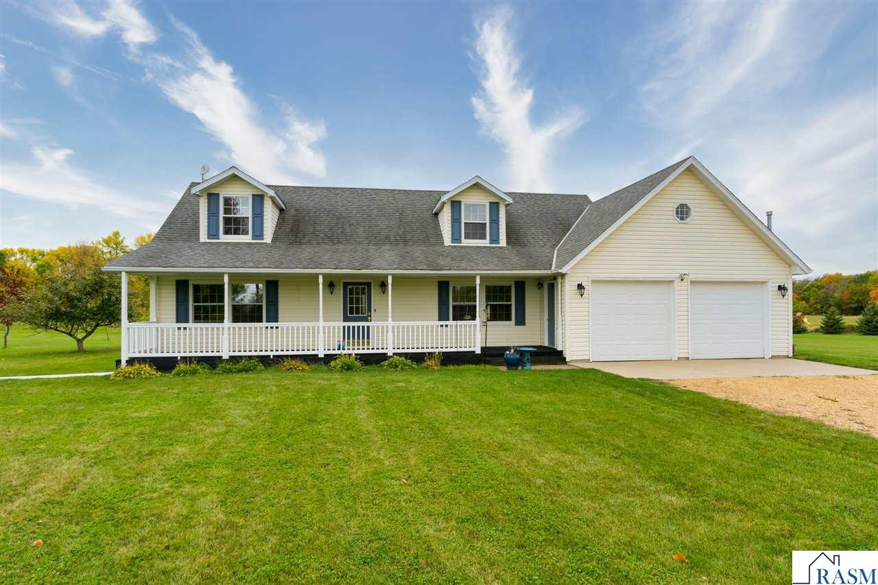 24661 Arrowhead Trail, Cleveland, MN 56017 385,000 Single Family