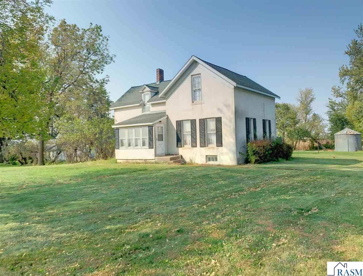 50828 191st Street, Lake Crystal, MN 56055 179,900 Single Family