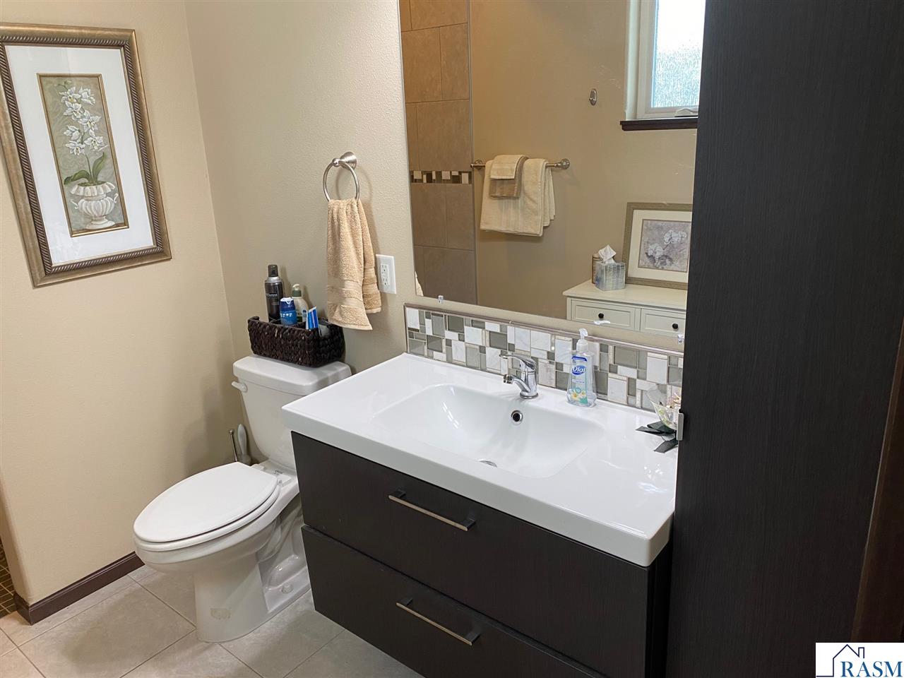 200 Castle Pines Drive Mankato MN 56001 $329 900 Condo/Twnhouse