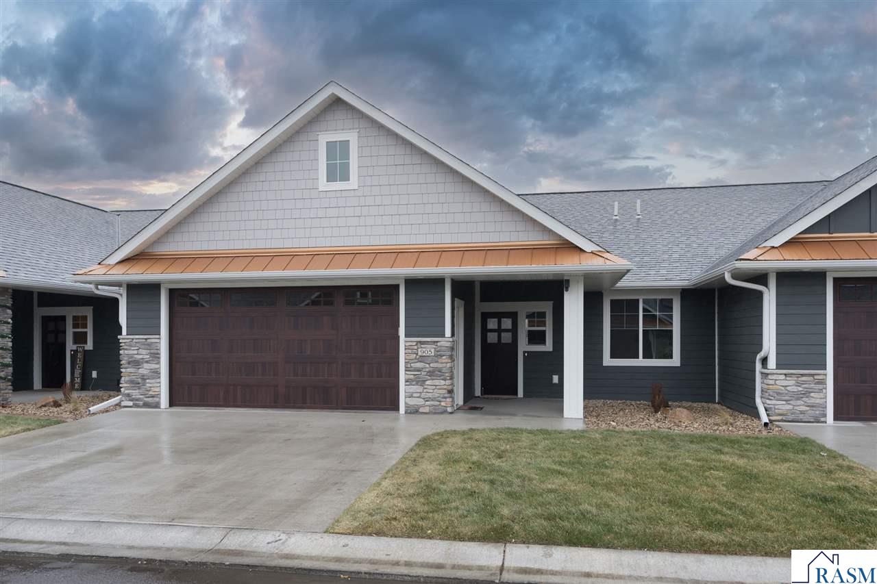 905 Tranquility Path, Mankato, MN 56001 319,900 Condo/Twnhouse