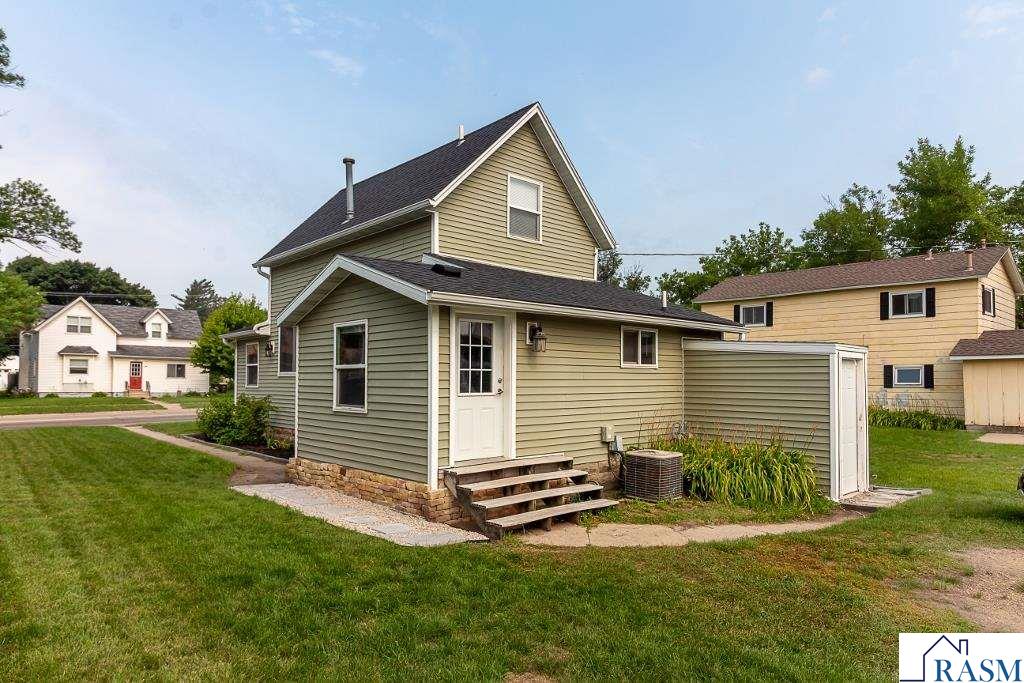 332 S Main Street, Lake Crystal, MN 56055 120,000 Single Family Sold