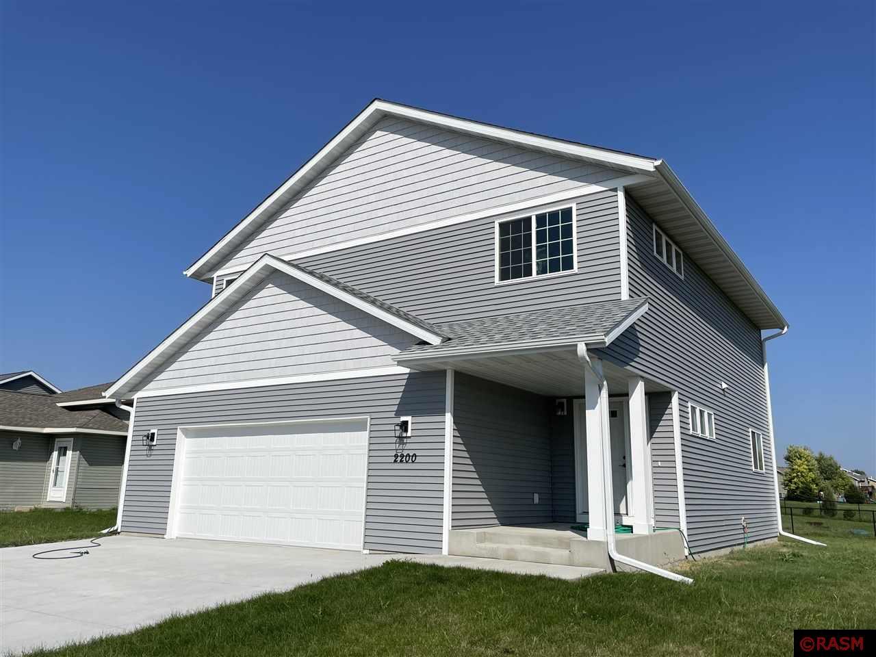 2200 Anchorage Drive, North Mankato, MN 56003