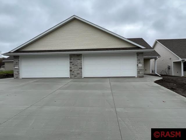 1228 Birchwood Dr