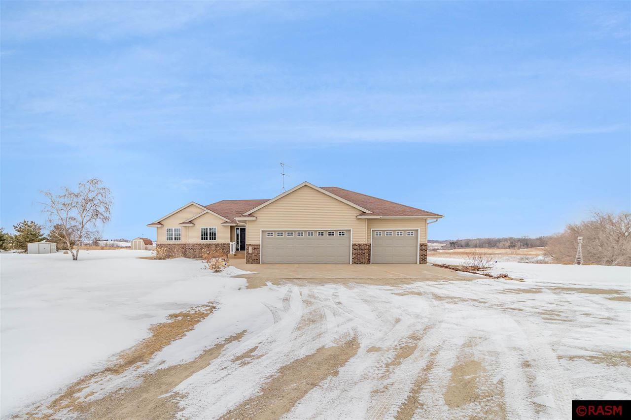 11507 150th Street, Montgomery, MN 56069