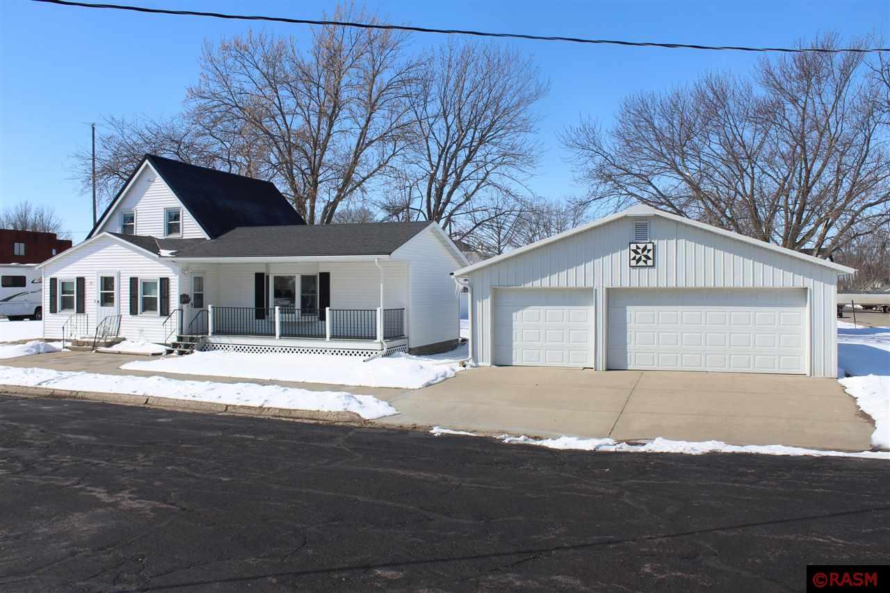 88 1st Ave NW, Wells, MN 56097
