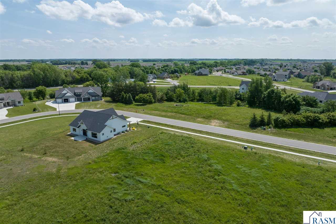 118 Pine Creek Road, Mankato, MN 56001 Listing Photo  18