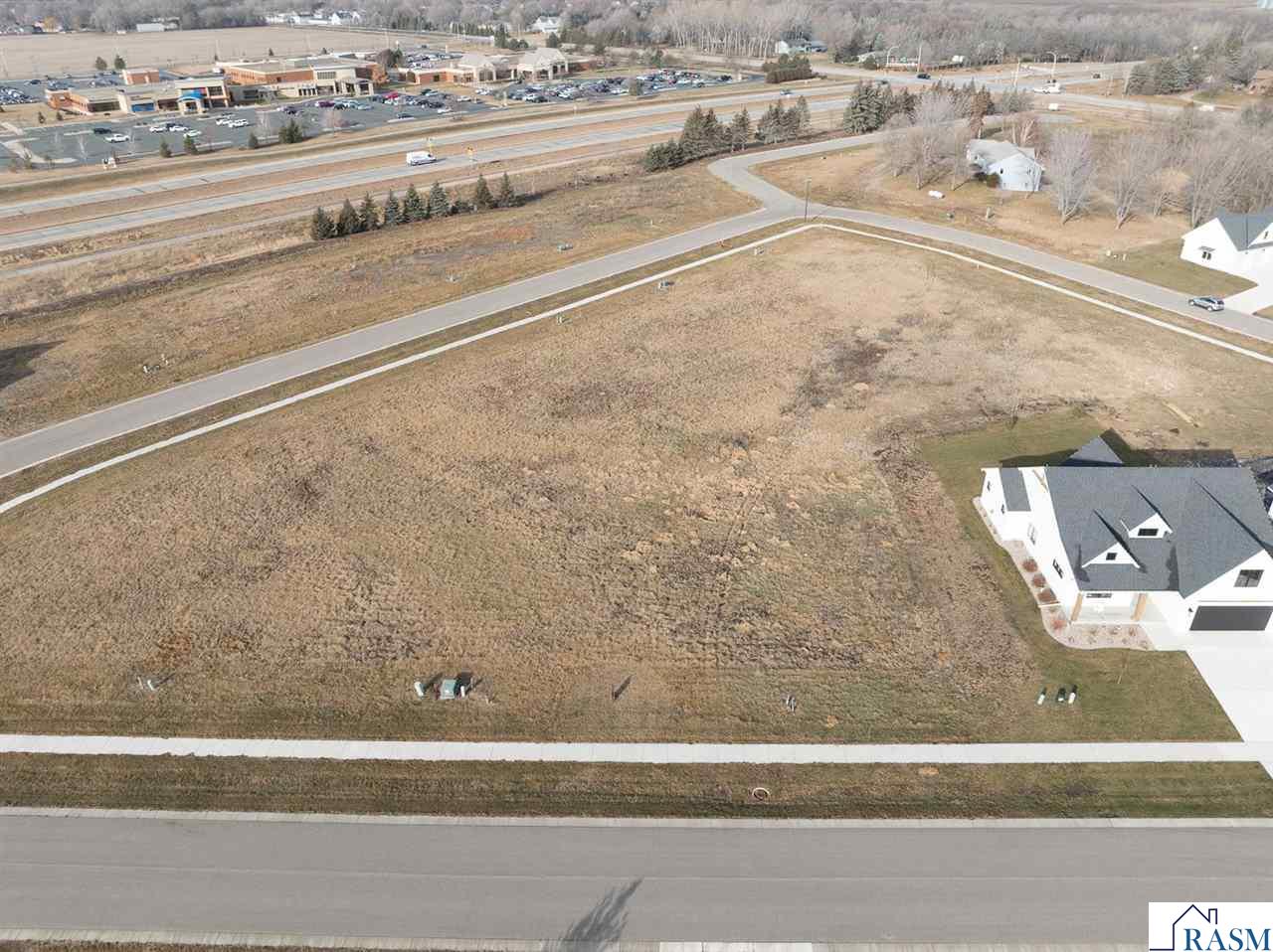118 Pine Creek Road, Mankato, MN 56001 Listing Photo  3