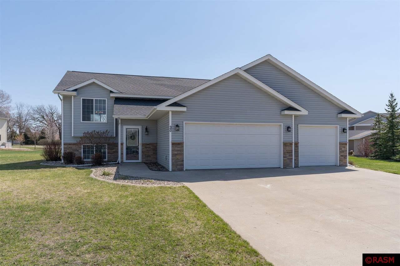 30 Arlington Court North Mankato MN 56003 $369 900 Single Family