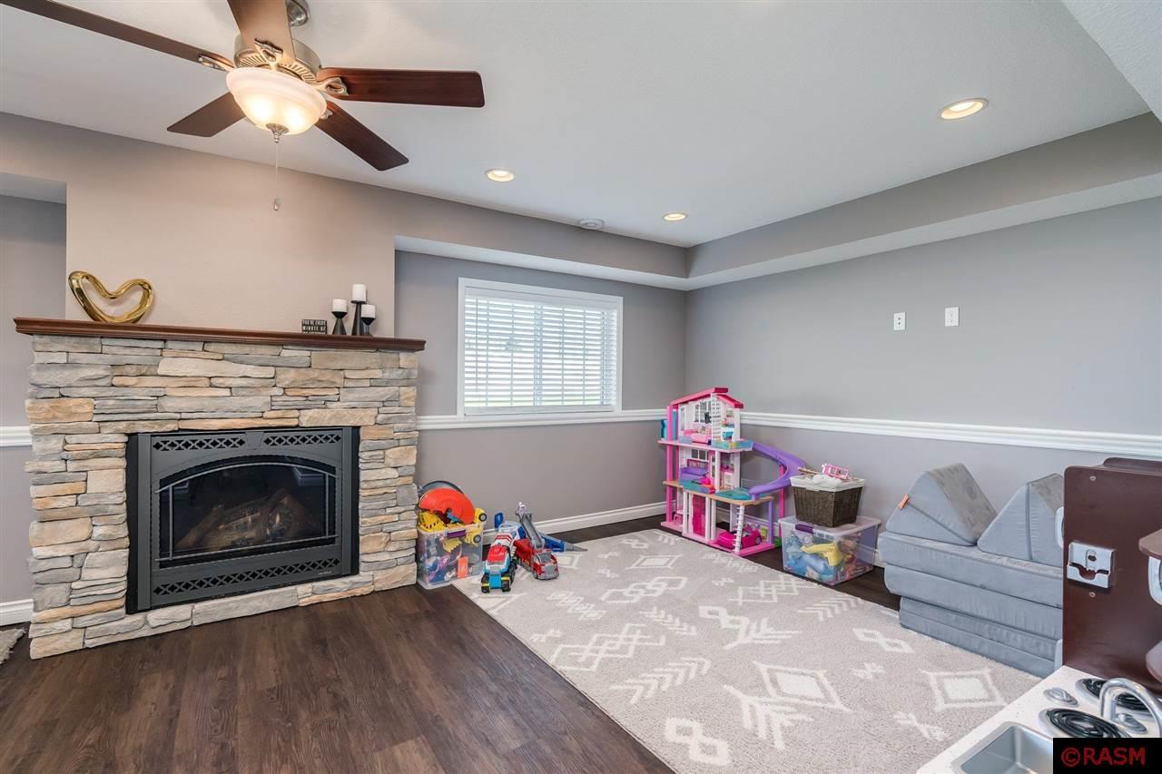 30 Arlington Court North Mankato MN 56003 $369 900 Single Family