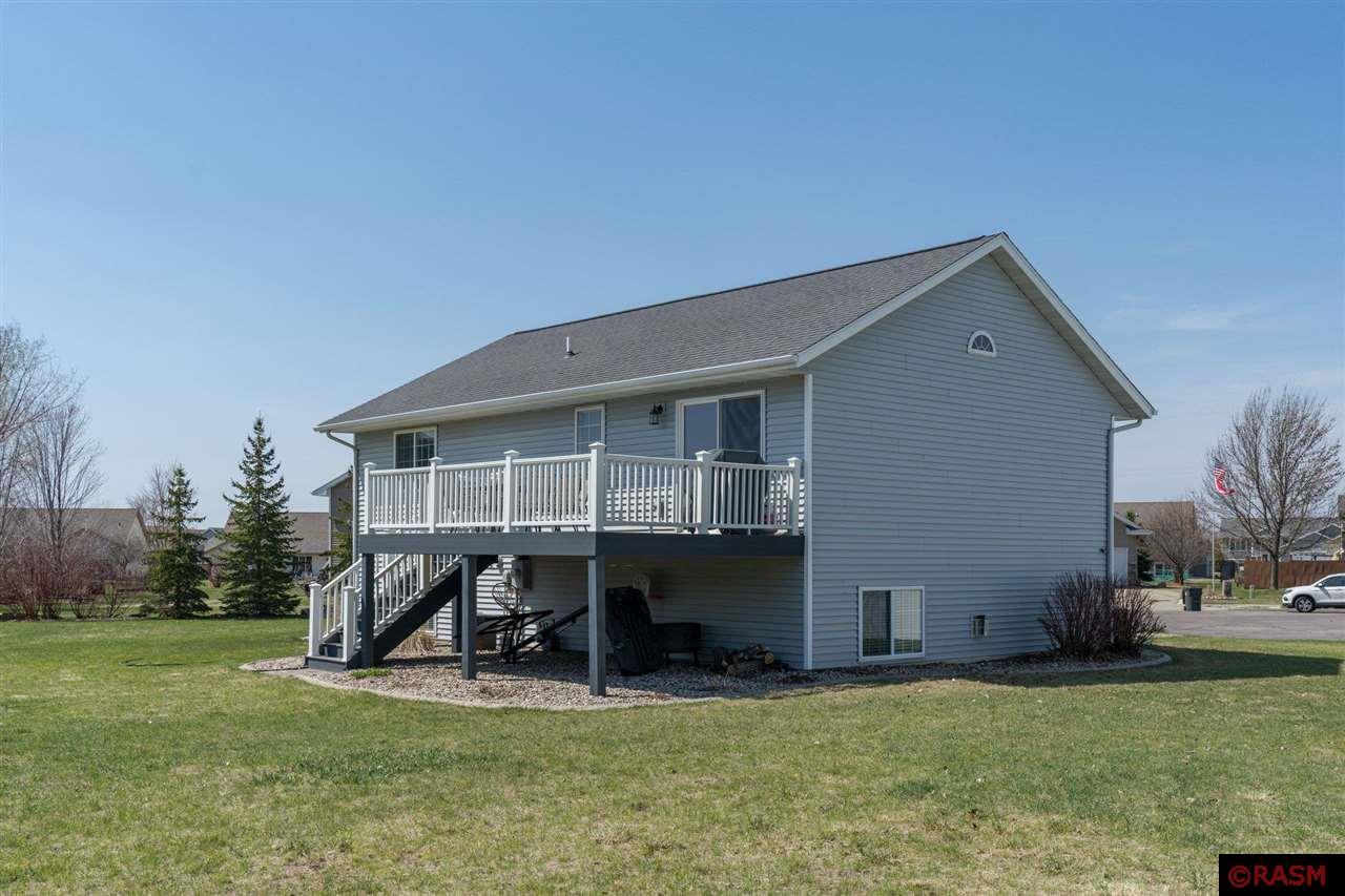 30 Arlington Court North Mankato MN 56003 $369 900 Single Family