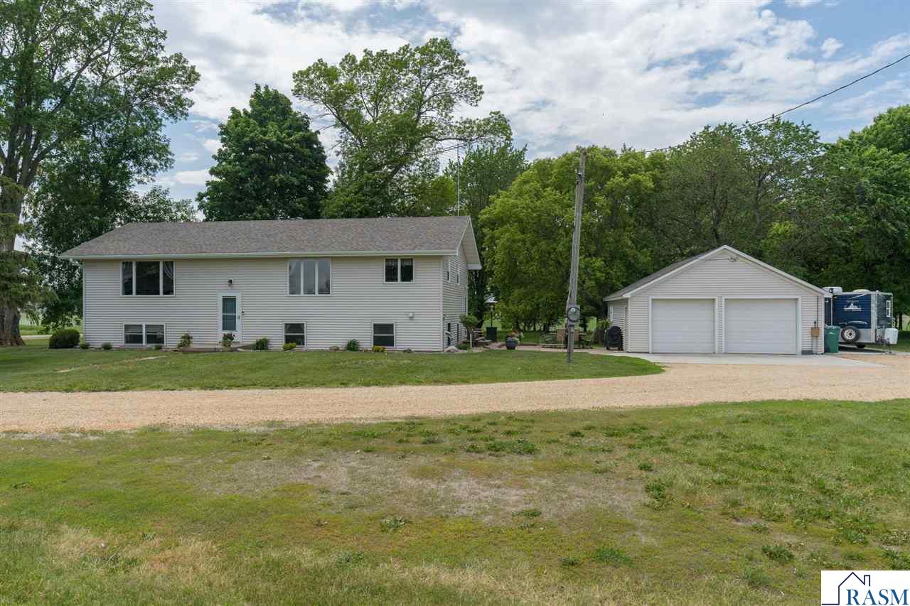 37658 410th Street, St. Peter, MN. MLS 7032540