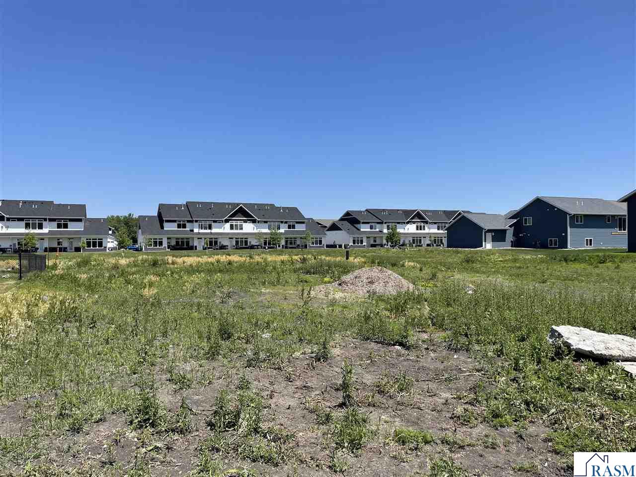 2020 Bluestem Drive, Mankato, MN 56001 Listing Photo  1
