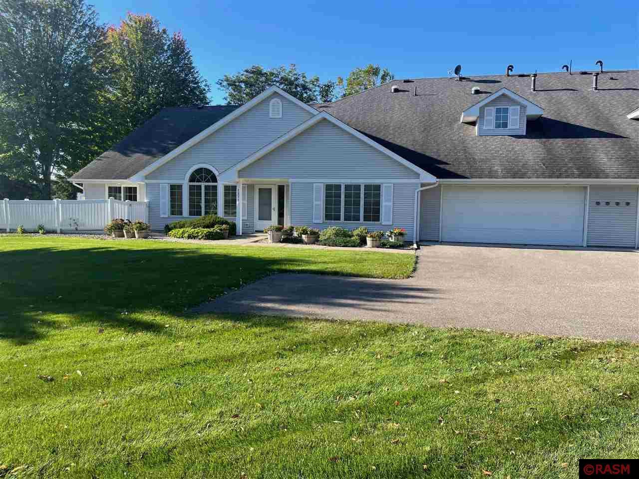 1211 Pine Pointe Curve, St. Peter, MN 56082 Listing Photo  1