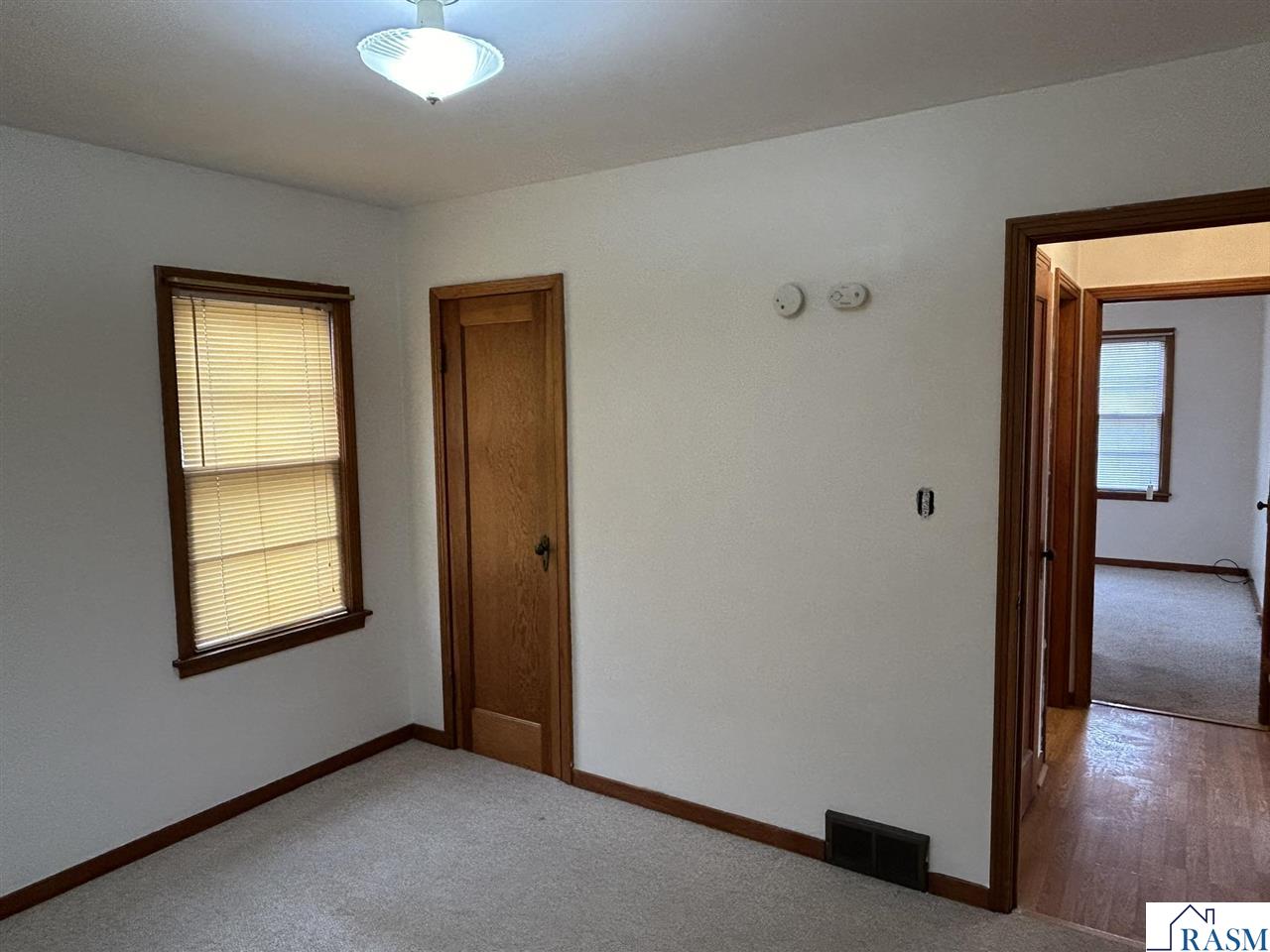 414 NE 2nd Street, Madelia, MN 56062 149,900 Single Family Active