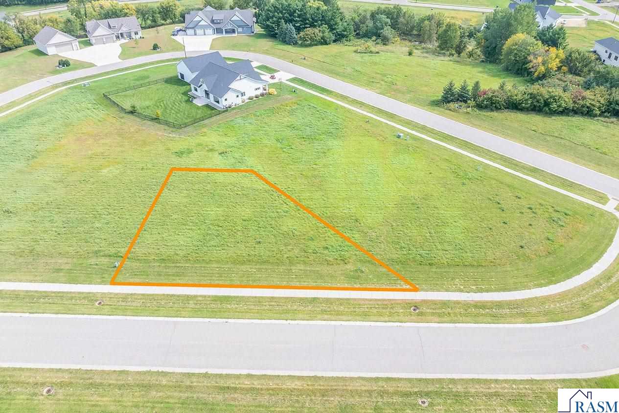 215 Double Eagle Drive, Mankato, MN 56001 Listing Photo  1