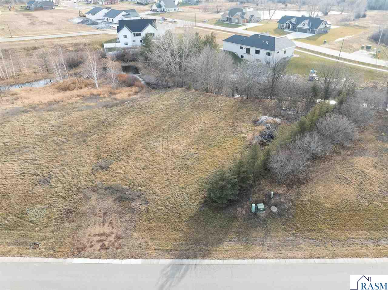 113 Pine Creek Road, Mankato, MN 56001 Listing Photo  3