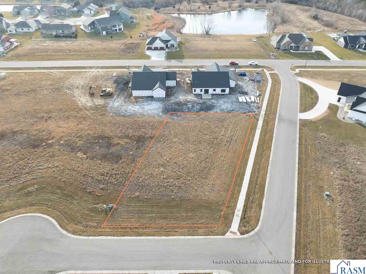 102 Butler Falls Court, Mankato, MN 56001 Listing Photo  2