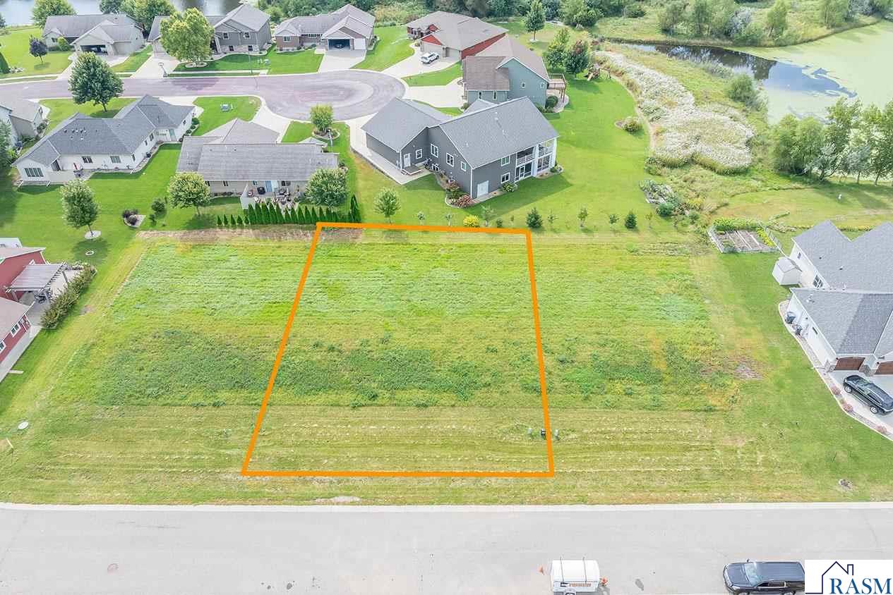 304 Pinehurst Drive, Mankato, MN 56001 Listing Photo  1