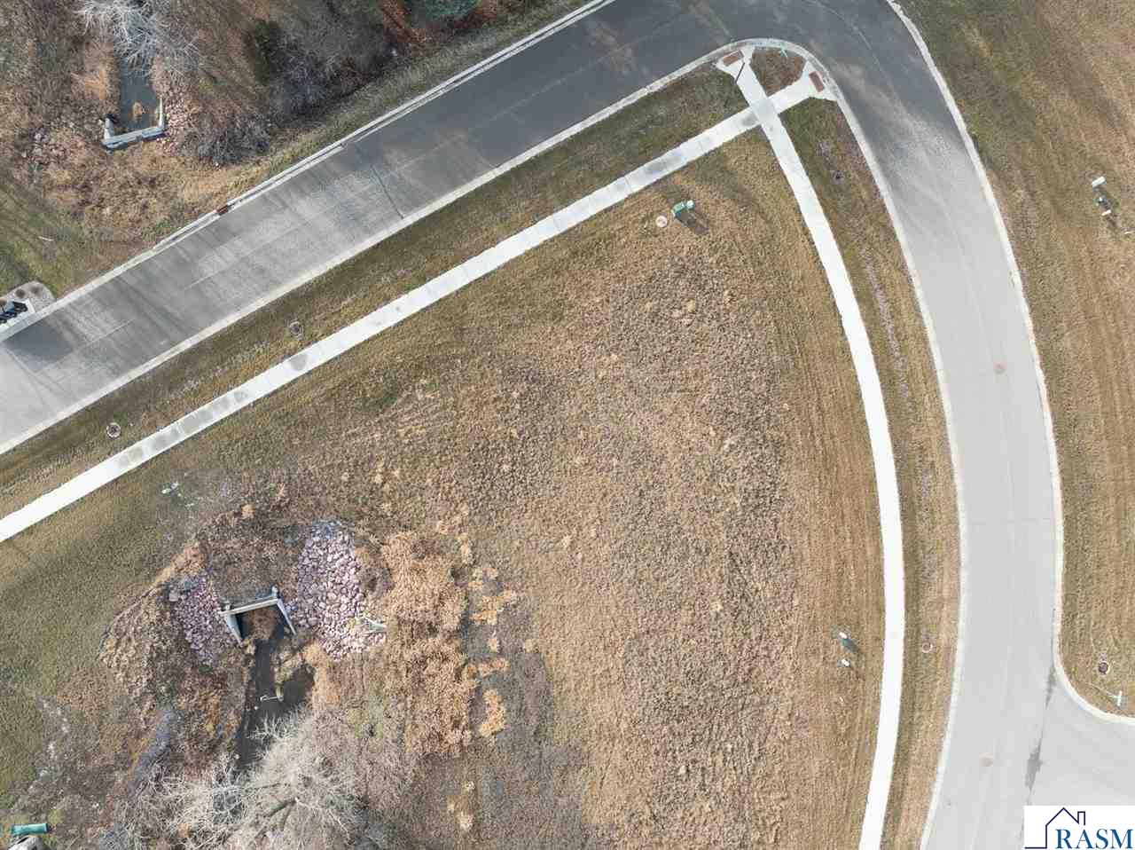 101 Pine Creek Road, Mankato, MN 56001 Listing Photo  3
