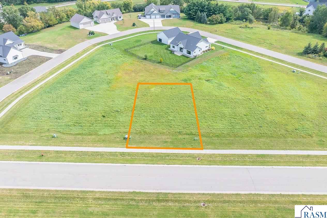 219 Double Eagle Drive, Mankato, MN 56001 Listing Photo  1