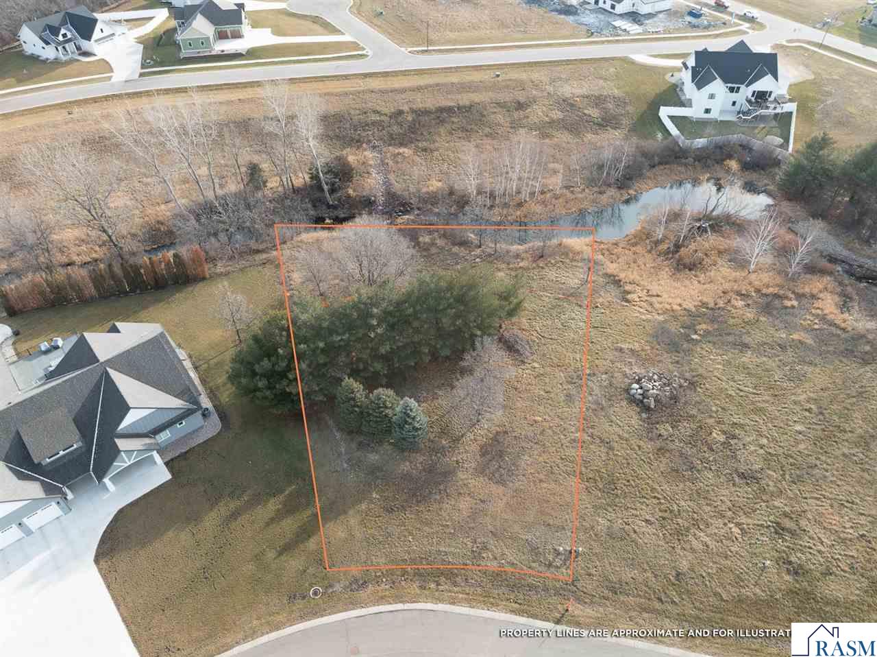 121 Pine Creek Road, Mankato, MN 56001 Listing Photo  2