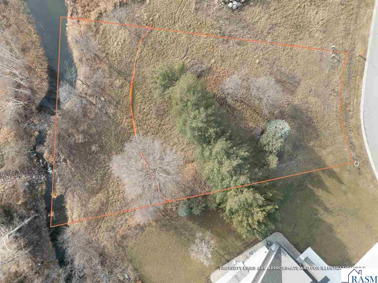121 Pine Creek Road, Mankato, MN 56001 Listing Photo  4