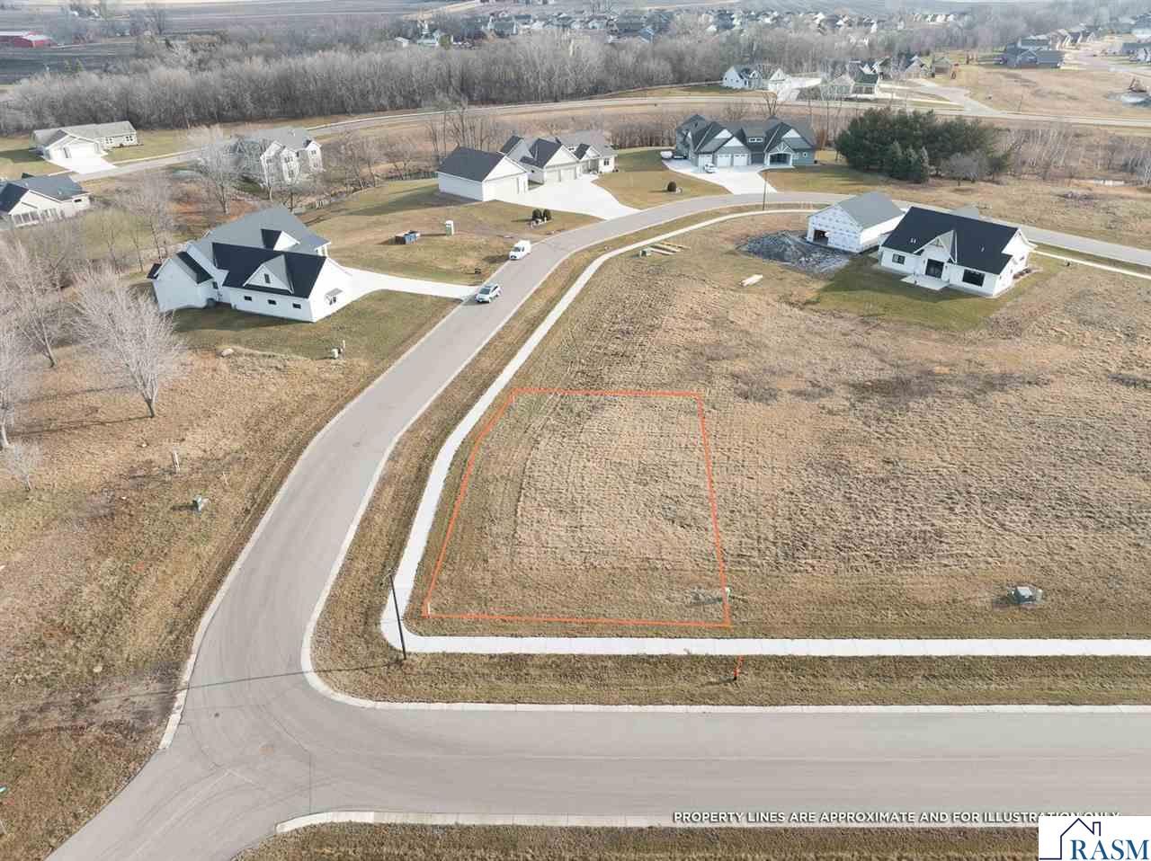 227 Double Eagle Drive, Mankato, MN 56001 Listing Photo  2