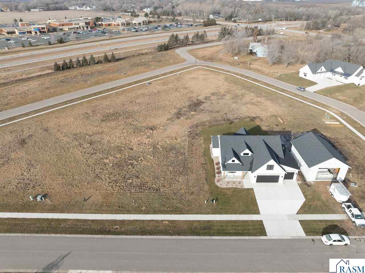 122 Pine Creek Road, Mankato, MN 56001 Listing Photo  3
