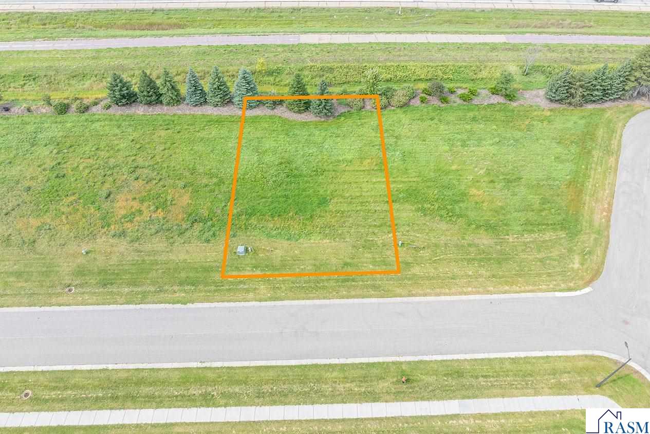224 Double Eagle Drive, Mankato, MN 56001 Listing Photo  1