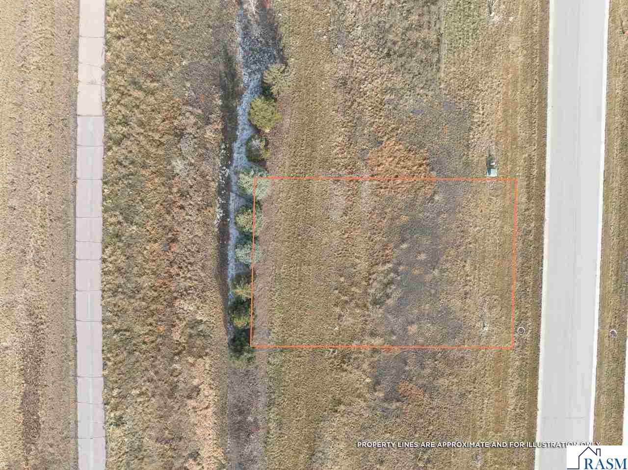 220 Double Eagle Drive, Mankato, MN 56001 Listing Photo  4